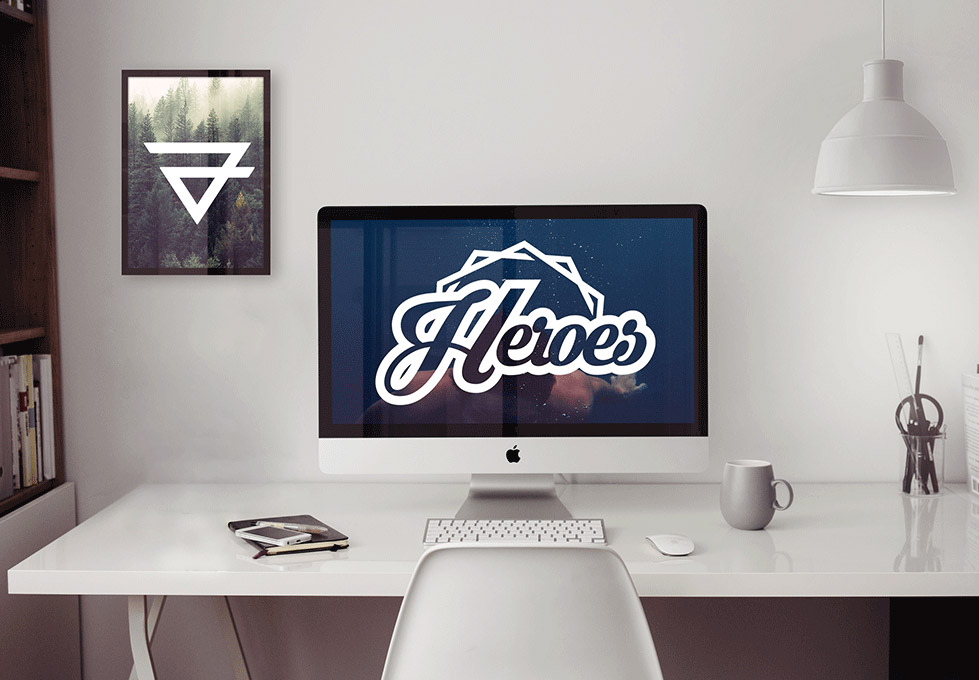 Screensaver heroes logo design opmaat
